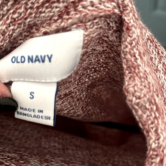Old Navy sweater - Picture 2 of 2
